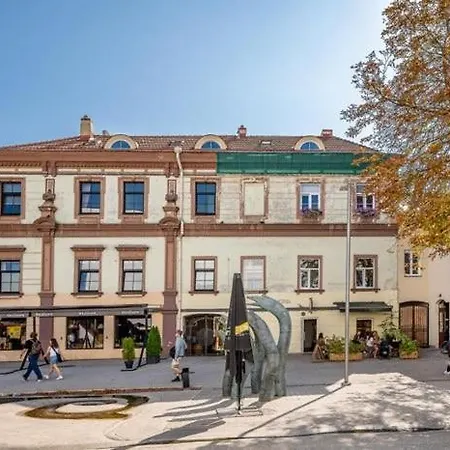 Mo Апартаменты *